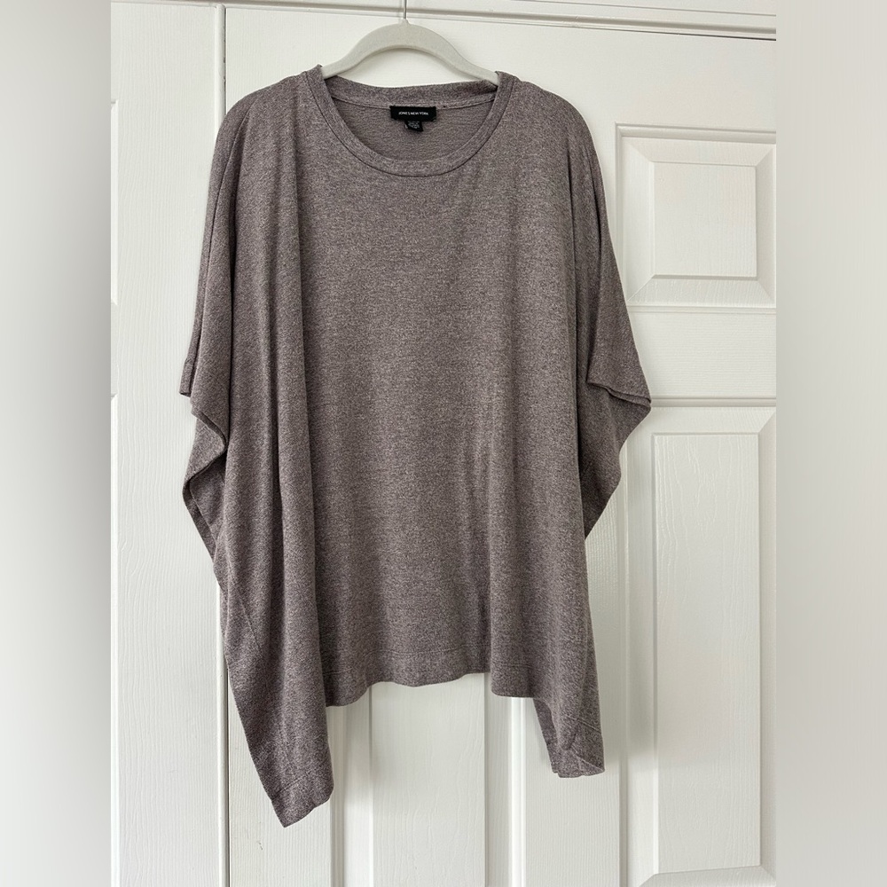 Jones New York Charcoal Flutter Sleeve Top